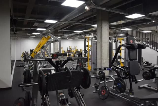 Gdzie znaleźć najlepsze siłownie CrossFit w Katowicach? Gdzie znaleźć najlepsze siłownie CrossFit w Katowicach?